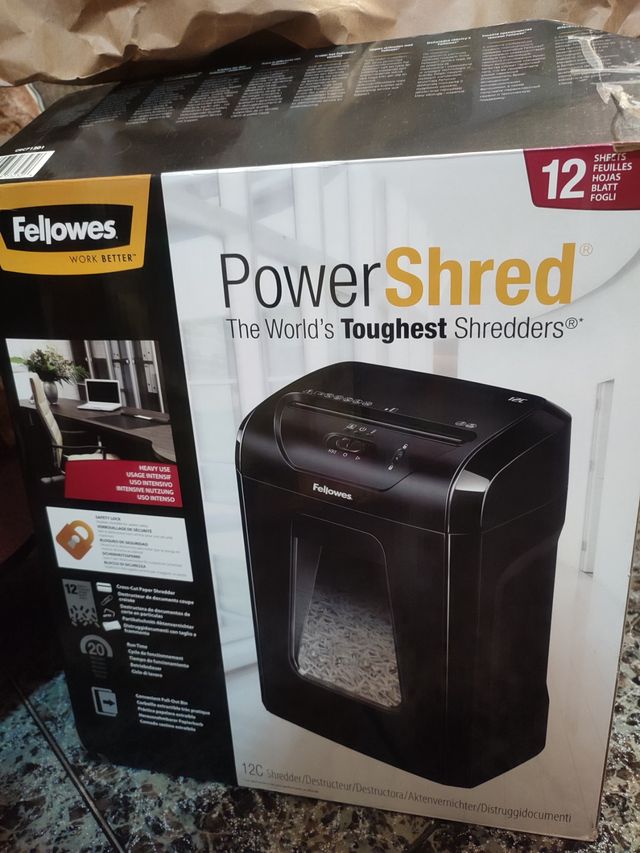 Material diverso de oficina, escolar