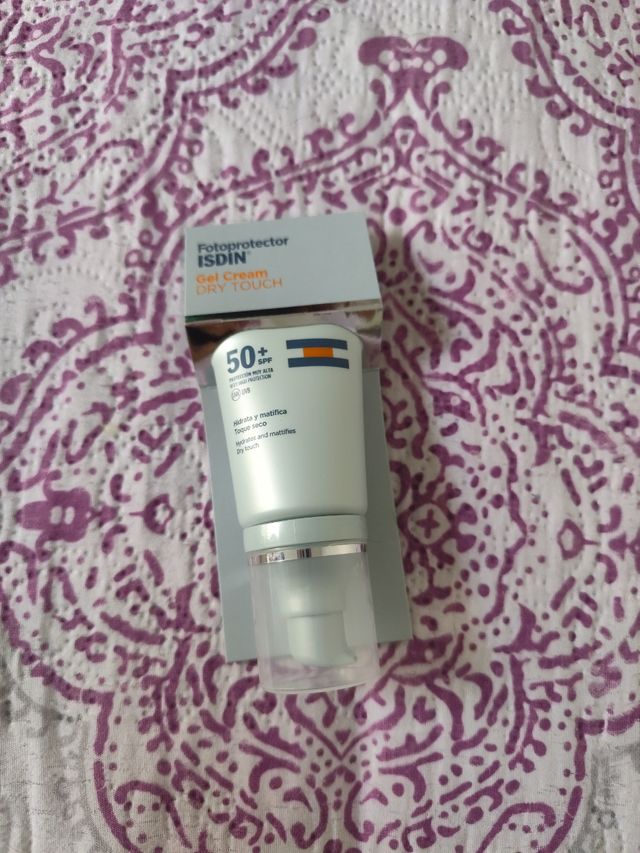 Fotoprotector ISDIN Gel Cream Dry Touch SPF50+