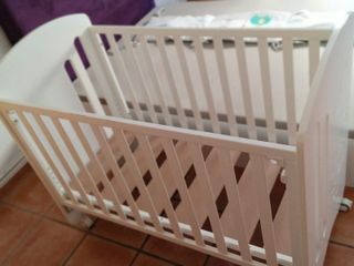 Cuna para bebé - Protector cuna colchón chichonera