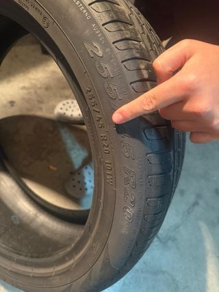 Pirelli Scorpion 255/45 R20 101W