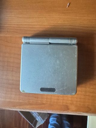 Game Boy Advance SP  