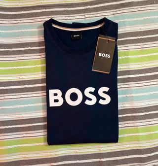 Camiseta BOSS azul - Nueva con etiqueta 