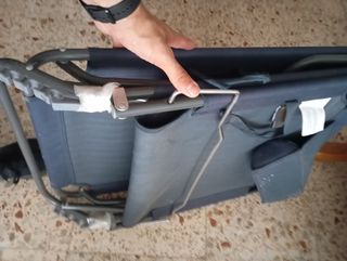 Tumbona azul plegable de aluminio - casi nueva