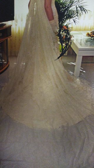 Vestido novia color cava palabra honor + cancán