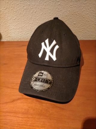 Gorra NY Yankees New Era

Gorra Nueva York oficial