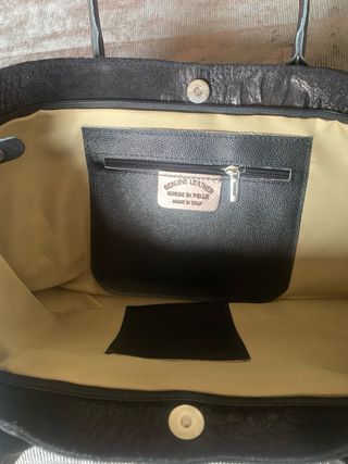 Bolso tote piel negra efecto cocodrilo