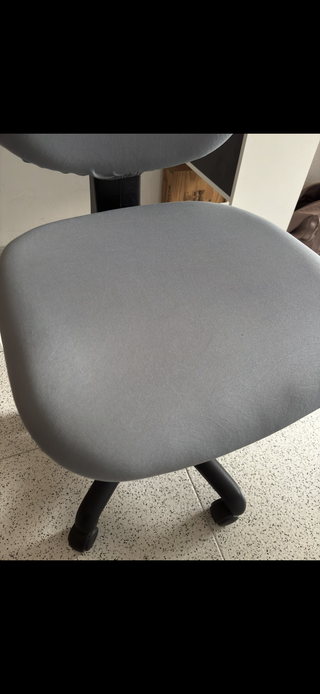 urge Silla escritorio giratoria con funda nueva