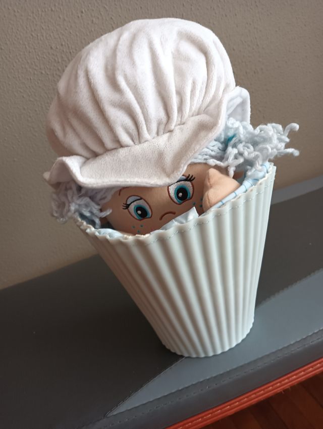 Muñeca peluche Little Miss Muffin