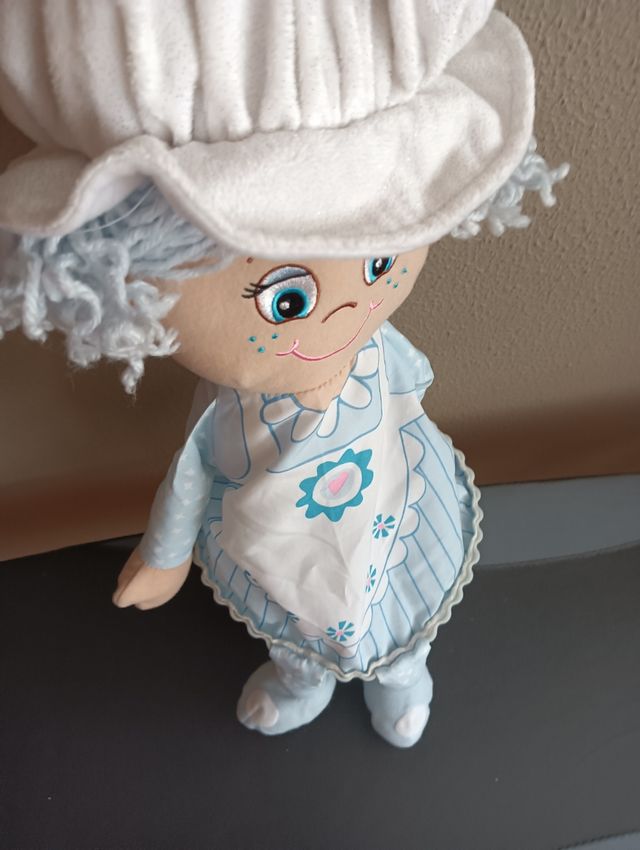 Muñeca peluche Little Miss Muffin