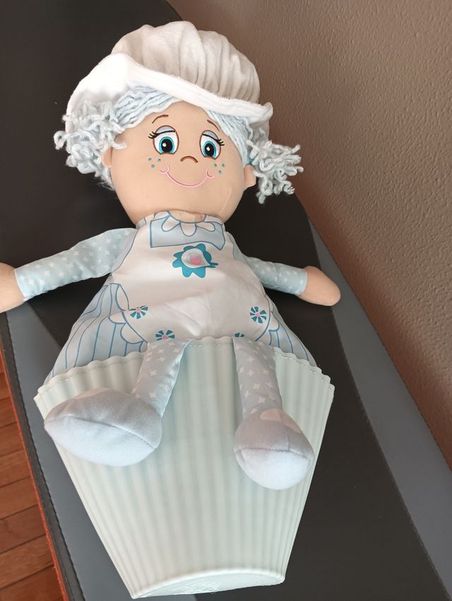 Muñeca peluche Little Miss Muffin