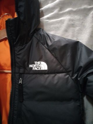 Chaqueta The North Face negra-naranja