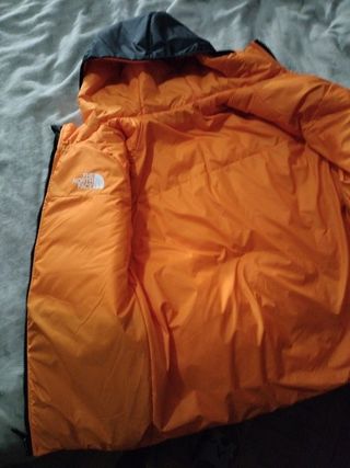 Chaqueta The North Face negra-naranja
