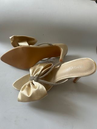 Zapatillas beige ZAPSHOP