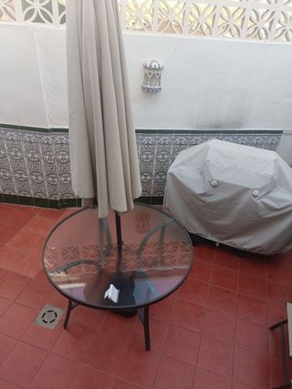Mesa redonda cristal jardín
