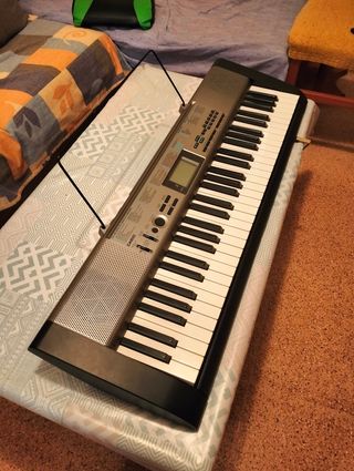 Teclado Casio CTK-1300