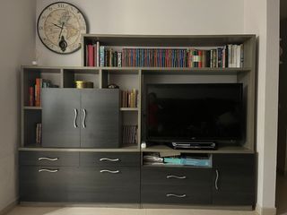 Mueble TV salón- 2,33 m de largo/ 1,75m de alto/