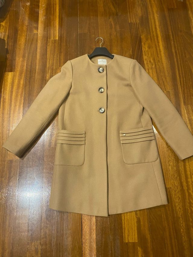 Abrigo Beige Rinascimento