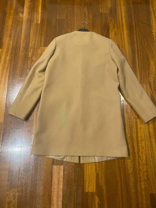 Abrigo Beige Rinascimento