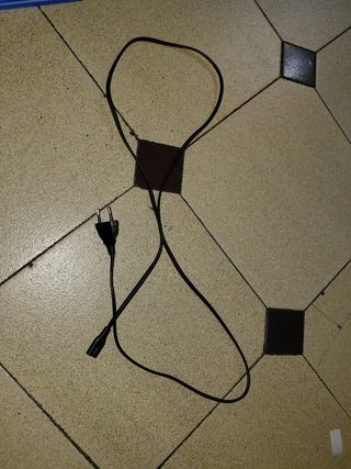 PS4 (PlayStation 4) negra