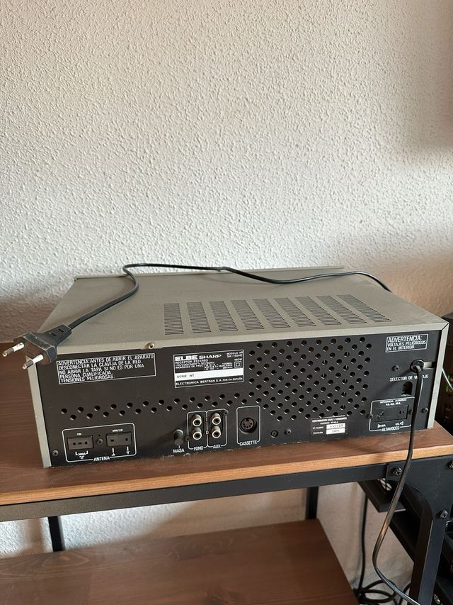 Equipo de música vintage Sharp 