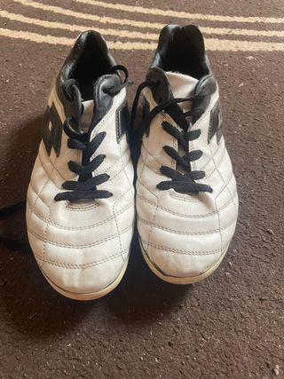 Botas fútbol Lotto - niño
