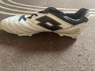 Botas fútbol Lotto - niño