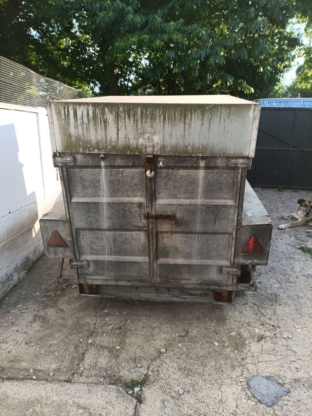 Remolque metálico - 1 eje