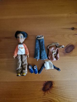 Muñeco Bratz Lili
Lote 5