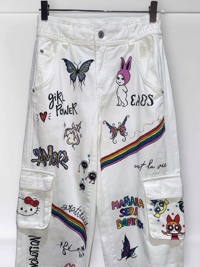 Pantalones cargo customizados