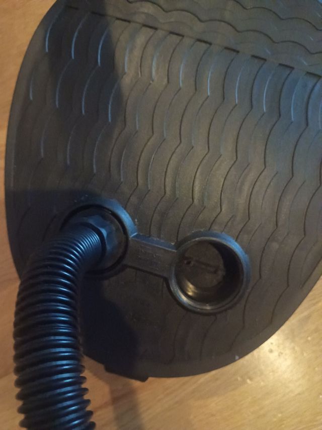 Inflador de pie para piscinas