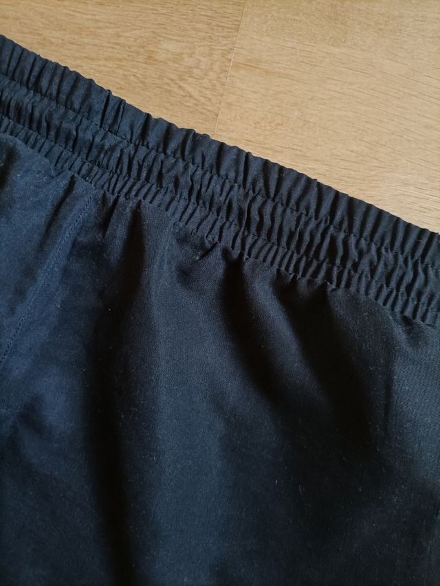 Shorts deportivos UP negros