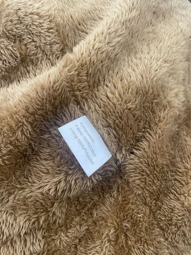 Parka Marrón con Forro de Sherpa.