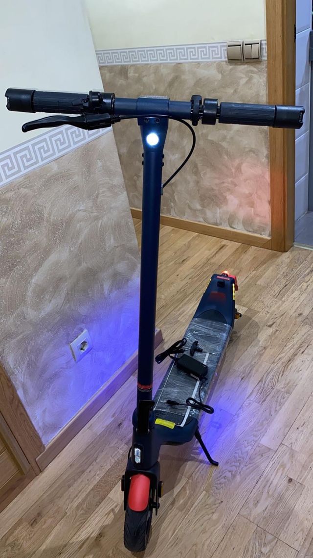 Patinete Eléctrico Red Bull Race Teen 2.0