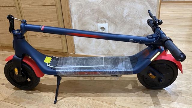 Patinete Eléctrico Red Bull Race Teen 2.0