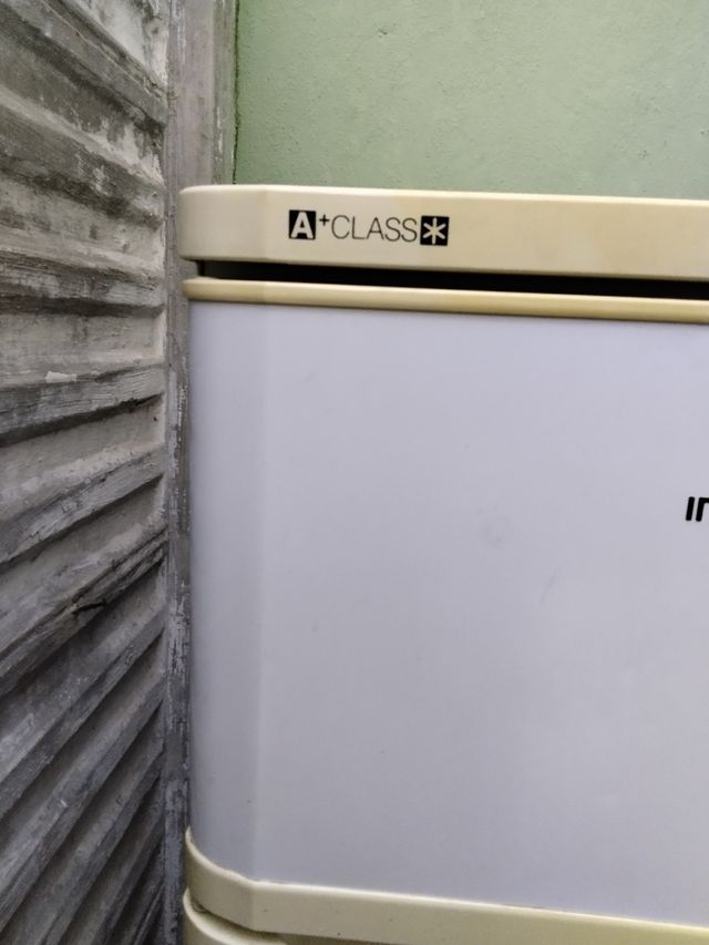 Frigo Indesit usato, ottimo stato