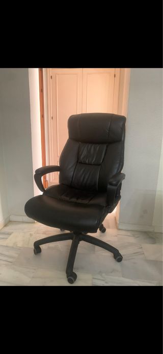 Sillón oficina negro