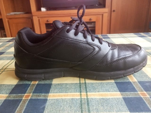 Zapatillas Skechers negras