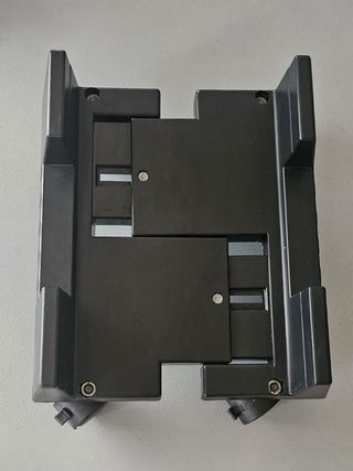 Soporte CPU conruedas