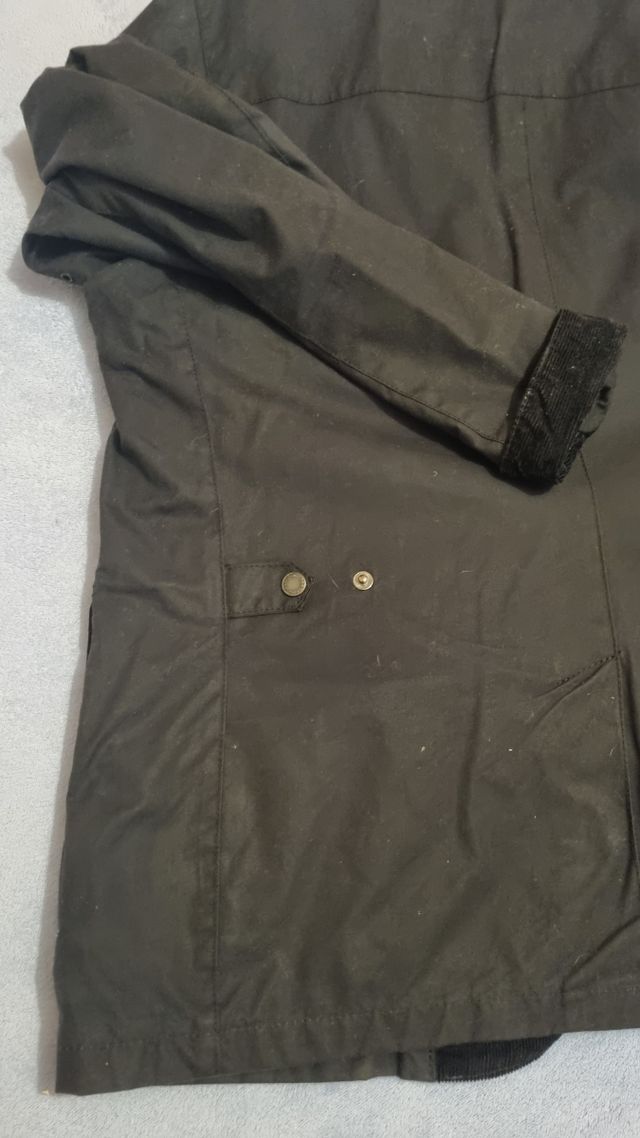 Cazadora Barbour Century negra