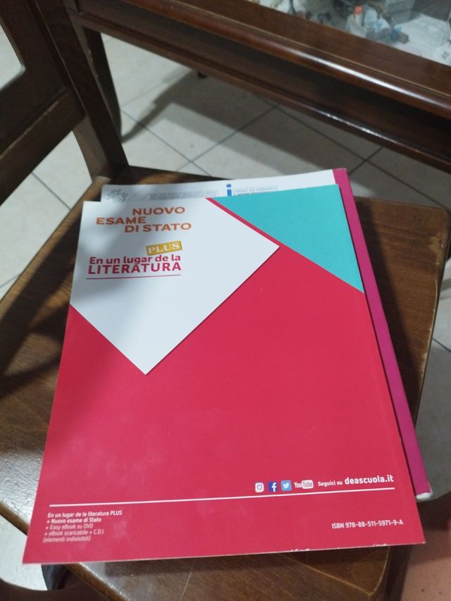 En un lugar de la literatura plus.