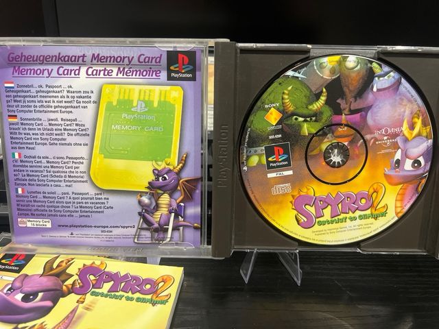 Spyro 2: Gateway to Glimmer - PS1 PAL UK