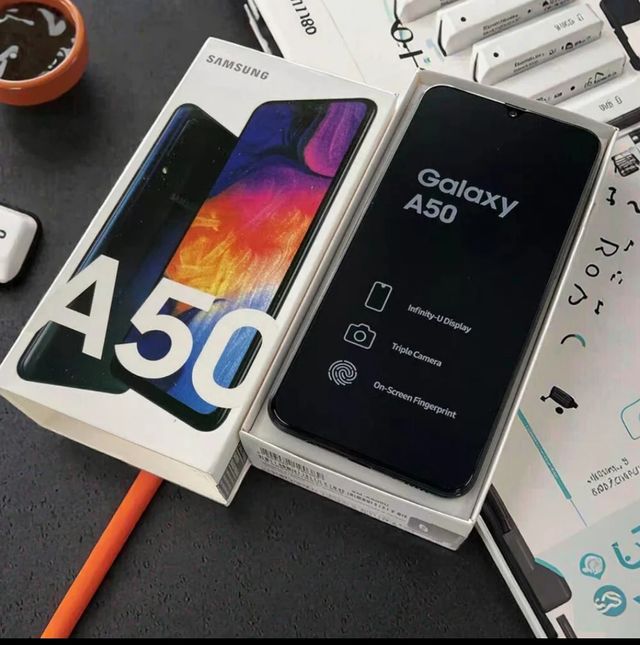 Samsung Galaxy A50 - Smartphone