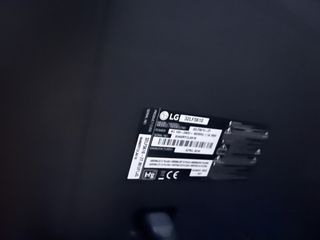 TV LG 32" gris plata