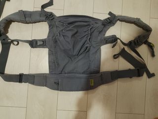 Mochila portabebés Boba X gris