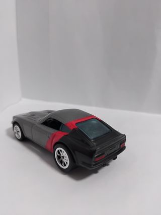Hot Wheels Datsun 240Z - Coche escala