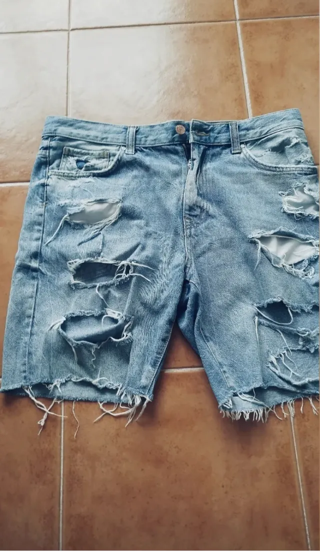 Shorts vaqueros Bershka rotos