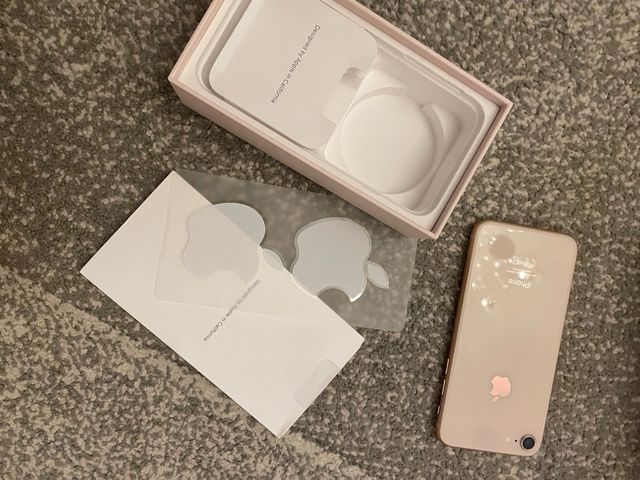 iPhone 8 Rose Gold 64GB