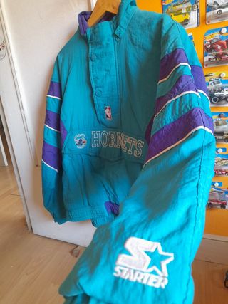 Chaqueta Starter Hornets vintage NBA