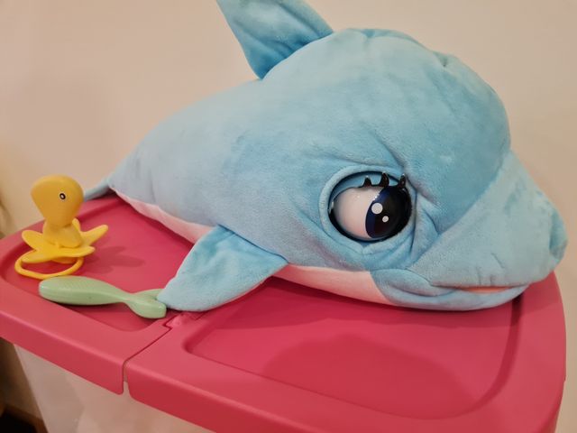 Delfín interactivo azul