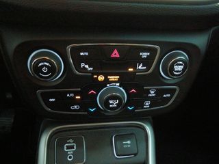 Jeep Compass Longitude FWD